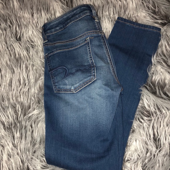 American Eagle Outfitters Denim - American Eagle Jeans no holes